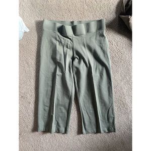 Pale green J Jill capris